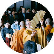 季刊誌の発行や行事への案内